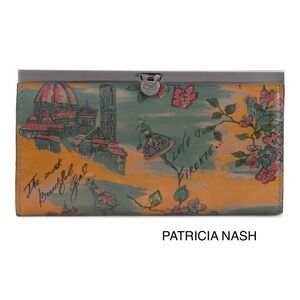 NWT Patricia Nash Push Lock Walllet